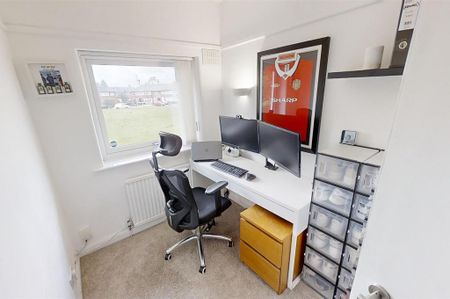 3 bedroom terraced house to rent - Photo 5