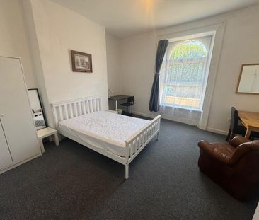 Mount Street, Plymouth - Photo 1