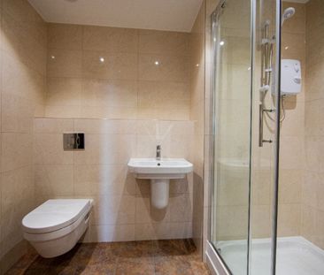 3 bed Apartment 44 Ecco - Photo 2