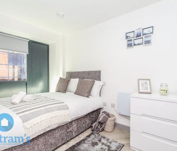 1 bed Shared Flat for Rent - Photo 1