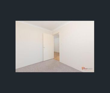 COOLOONGUP 4X2 HOME FOR LEASE - Photo 3