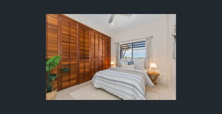 Spacious 3-Bedroom Apartment with Stunning Views & Premium Location! - Photo 2