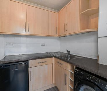 1 bedroom flat to rent - Photo 6