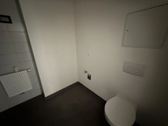 Geräumige 2-Zimmer Genossenschaftswohnung mit großzügiger Freifläche! - unbefristeter Mietvertrag - Photo 1