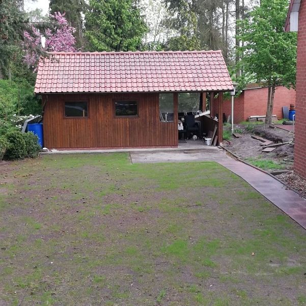 Interessantes Wohnhaus mit Wintergarten und viel Platz - Foto 1