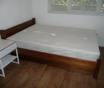 4 bedroom maisonette to rent - Photo 4