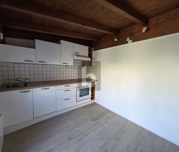 GRAZIOSA E MODERNA CON GIARDINO - Foto 1