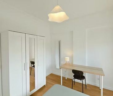 Praceta Gomercindo Carvalho, Almada, Setúbal Municipality 2805-155 - Photo 6