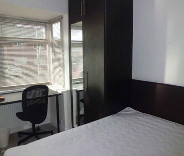 4 bedroom house to rent - Photo 3