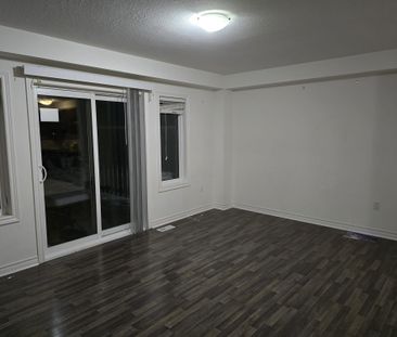 For Lease - 21 Arlington Crescent, Guelph, Ontario - Photo 2