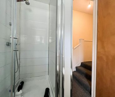 Pen-Y-Wain Road, Roath - Photo 5