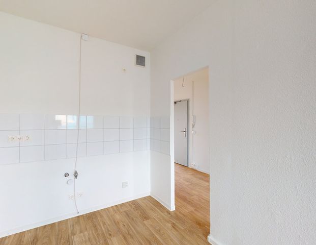 3 Raum Wohnung mit Balkon und Ausblick ins Grüne - Foto 1