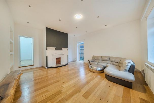 3 bedroom maisonette to rent - Photo 1