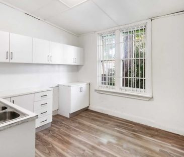 176-178 New Canterbury Road, Petersham NSW 2049 - House For Rent | ... - Photo 3