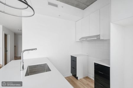 Condo for rent in the Shop Angus | Accès International - Photo 4
