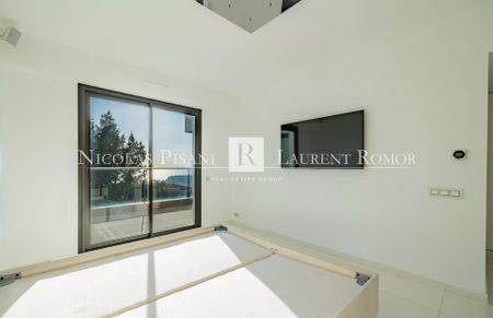 Location Appartement 5 pièces 138m² VILLEFRANCHE SUR MER 06230 - Photo 3