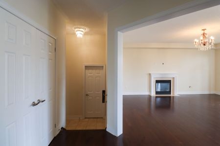 For Lease - 1330 Kestell Boulevard, Oakville, Ontario - Photo 4