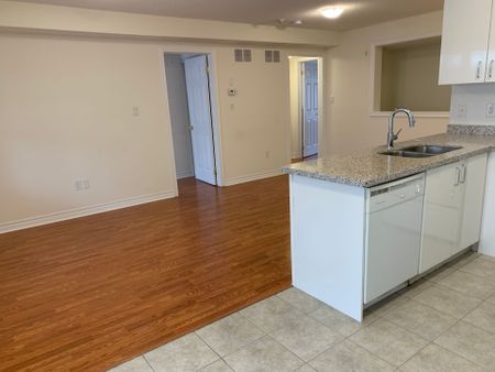 For Lease - 600 Shoreline Drive Unit# 1, Mississauga, Ontario - Photo 3