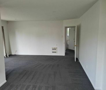 3 Bedroom Home - Photo 4