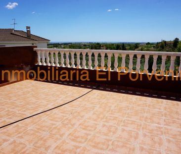 Luxury 4 room Detached House for rent in Torrent, Valencia - Photo 1