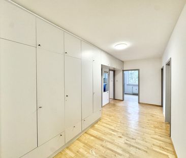 4-Zimmer-Wohnung mit Balkon und optimaler Raumaufteilung im Bezirk ... - Photo 3
