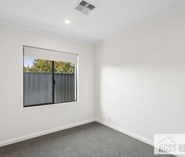 BRAND NEW MODERN HOME WITH QUALITY FINISHES! - Photo 6