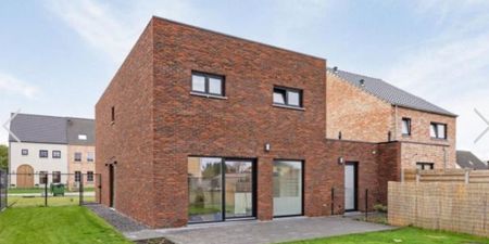 Woning te huur in Balen voor € 1.500 met 3 slaapkamers - Photo 2
