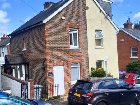 2 bedroom semi-detached house to rent - Photo 3