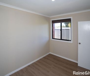 34 Callaghan Street, Ashmont, NSW 2650 - Photo 6