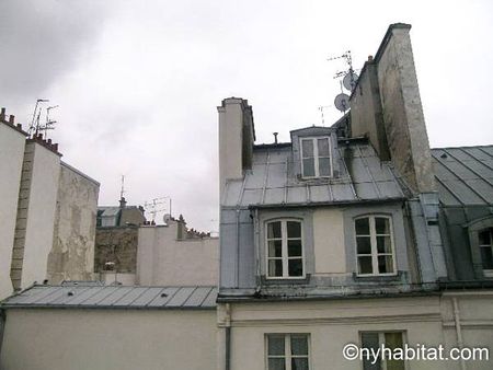 Logement à Paris, Location meublée - Photo 3