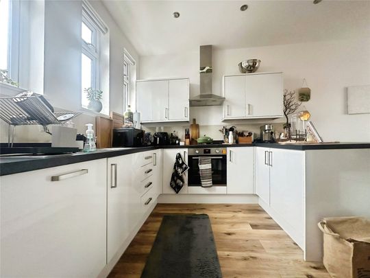 Radnor Road, Twickenham, TW1 4NB - Photo 1