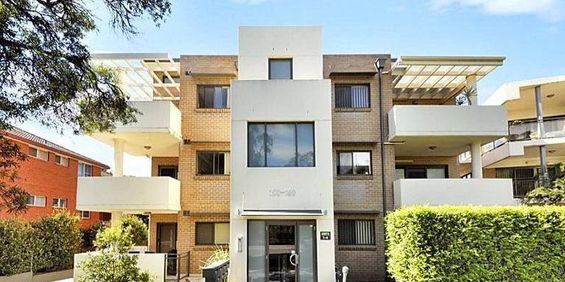 4/158 Hurstville Road, Oatley NSW 2223 - Apartment For Rent | Domain - Photo 3