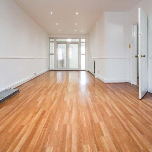 3 BED Terraced House To rent - Photo 1