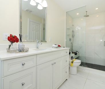 For Lease - 1747 Cobra Crescent, Burlington, Ontario - Photo 1