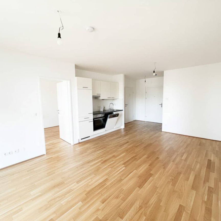2-Zimmer-Wohnung mit Loggia und Einbauküche – perfekt für Singles &#038; Jungpaare - Foto 1
