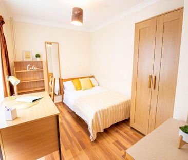 1 bedroom in a house share to rent - Photo 5