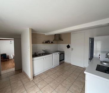 Location Appartement 3 pièces 61m² CHERBOURG-EN-COTENTIN 50100 - Photo 5