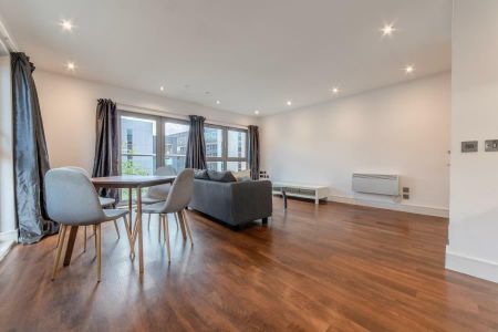 2 bedroom flat to rent - Photo 3