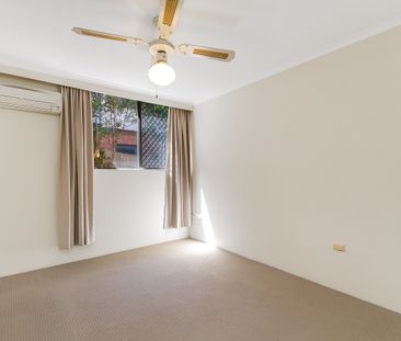 “Ideally Located” - Photo 4