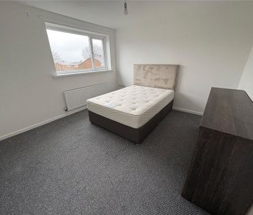 2 bedroom end of terrace house to rent - Photo 6