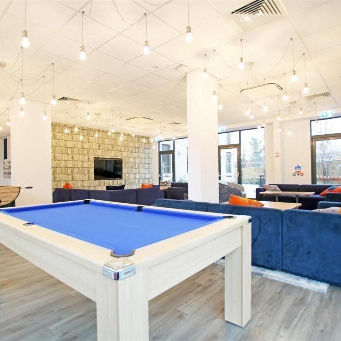 Studio to rent - Photo 1