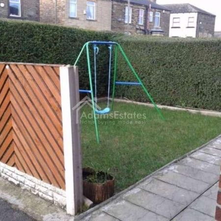 Staincliffe Road, Dewsbury, WF13 - Photo 4