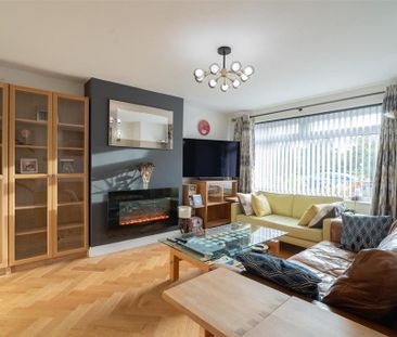 4 bedroom semi-detached house to rent - Photo 6
