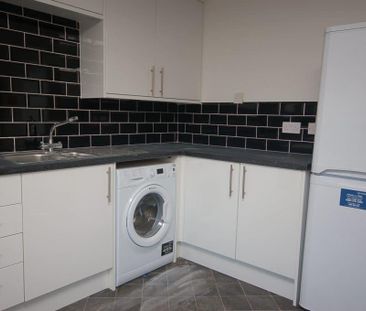 4 bedroom flat share to rent - Photo 5