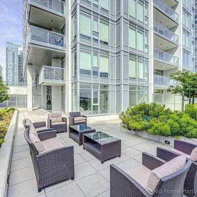 Private 1000sqft Deck , 2 Bedroom Furnished Metrotown! - Photo 4