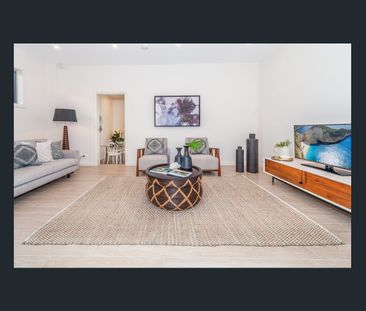 Contemporary living at it's Best! - Photo 1