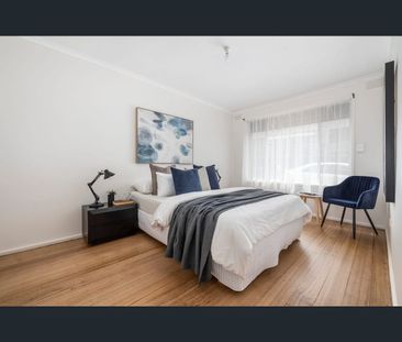 2/7 Vale Street, Pascoe Vale, Vic 3044 - Photo 6