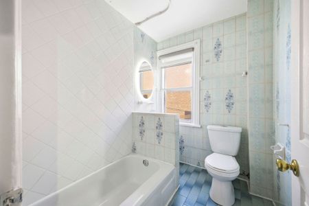 For Lease - 244 ROCHESTER Street Unit# 2, West Centre Town, Ontario - Photo 4