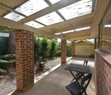 Spacious & Comfortable Living in South Katoomba - Photo 3