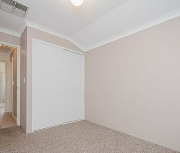 SPACIOUS FAMILY LIVING WITH MULTIPLE LIVING AREAS - Photo 5